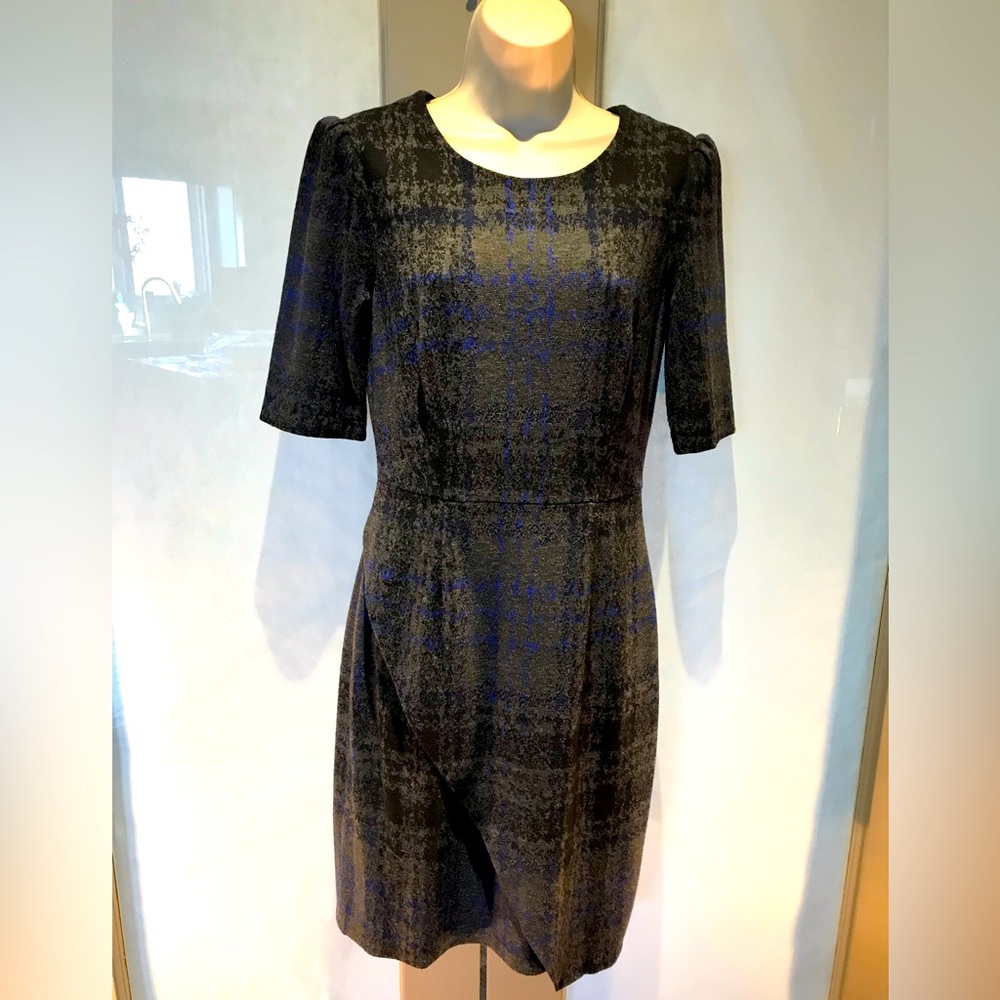 Betsey Johnson Gray, Blue, Black Dress. Size 4